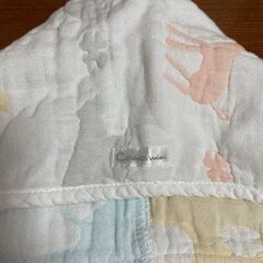 Combi mini　フード付きおくるみタオル　綿100％の画像