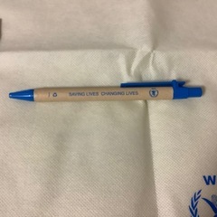 国連グッズ　国連WFP ノベルティ　エコバッグ　メモ用紙 ボールペンの画像
