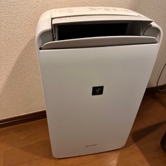 【SHARP 2020年製 除湿機
】
