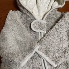 アカチャンホンポ　もこもこアウター　ジャンプスーツ　60-70の画像