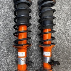 希少 1円 スバル プレオ RA1 RA2 RV1 RV2 ストラット セット