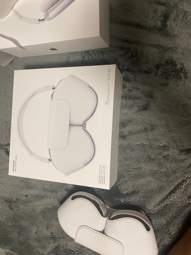 AirPodsMAX