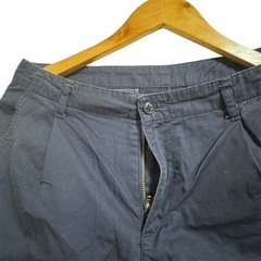 クロップドパンツ ジッパー付きの画像