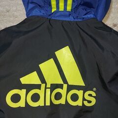 140センチ❗シャカシャカadidasジャンパー&adidasジャージ子供服男の子❗１２０&１３０サイズ❗アディダスジャージ上❗&オマケ程度の下１２０size付き❗の画像
