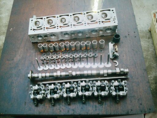 Mベンツ103エンジンリビルトシリンダ-ヘツト取付け124-126