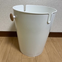 【美品】　ゴミ箱　ホワイト　袋留め付き