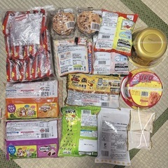 【お取引中】スナック菓子やカップ麺等13種類、33個セット★の画像