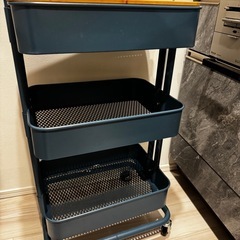 IKEA ワゴン 天板セット グレーブルー キッチンワゴン蓋付き の画像