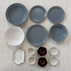 【お譲り先決定】食器13点セットの画像