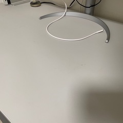 【受取限定】IKEA TOMMARYD イケア　トッマリード　デスクの画像