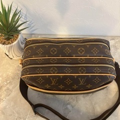 【超美品】ルイヴィトン　ショルダーバックの画像