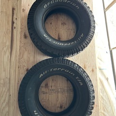 30×9.50R15LT タイヤのみ2本