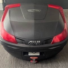 GIVI リアボックス　B37