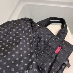 トートバック　黒　柄物