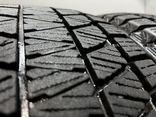 BS BRIDGESTONE BLIZZAK DM-V3 225/60R18 18インチ スタッドレス
