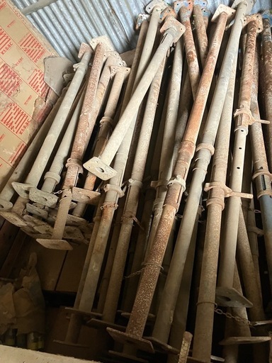 パイプサポート