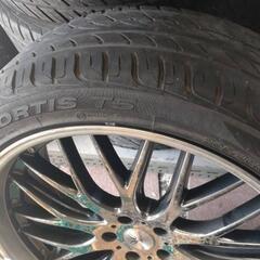 265/40r22 106v  xl タイヤ四本セットの画像