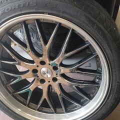 265/40r22 106v  xl タイヤ四本セットの画像
