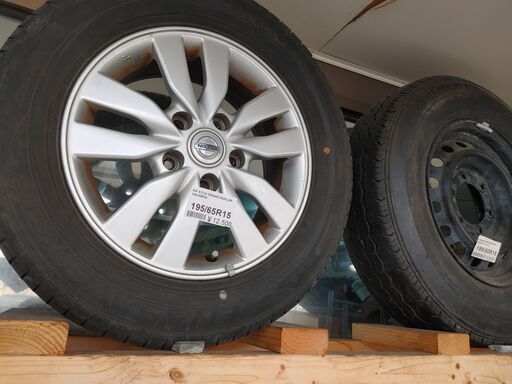 195/65R15 NISSAN DUNLOP 4本 6分山 (ボーダーライン) 倶知安の 195/65R15 NISSAN DUNLOP 4本 6分山 (ボーダーライン) 倶知安の