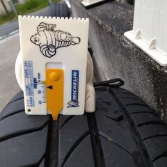 タイヤ　ホイル４本セット　１９５/６０R１６の画像