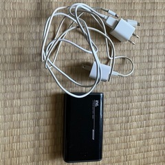 リチウムDEチャージモバイルバッテリー
