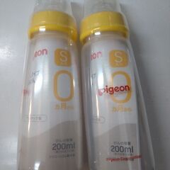 【取引決定】未使用・未開封(ベビー用品)、哺乳びんプラスチック製の画像