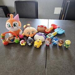 アンパンマンなどのおもちゃの画像