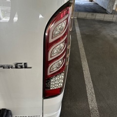 ハイエース 200系テールランプ
の画像