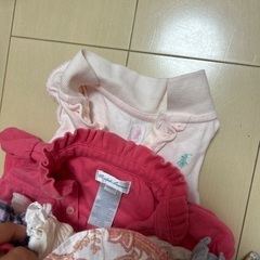 女の子の赤ちゃん服の画像