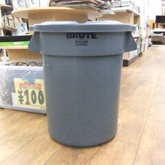 ゴミ箱 VENTED BRUTE 丸型コンテナ 直径49×高さ58cm Rubbermaid ラバーメイド グレー 大きめ ダストボックス 蓋付き 店舗 屋内外 ユーティリティコンテナ 札幌市 厚別区の画像