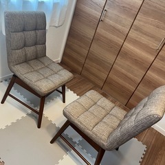 ニトリ　回転　チェア　ブラウン　ダイニングチェア
の画像