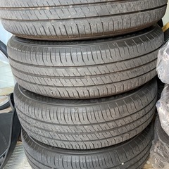 TRD16インチホイール・タイヤ付きの画像