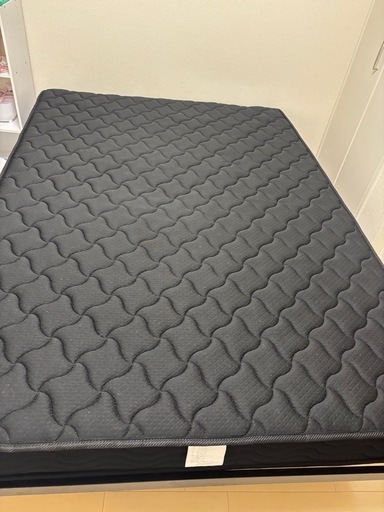 ダブルベットマットレス付き　値下げしました