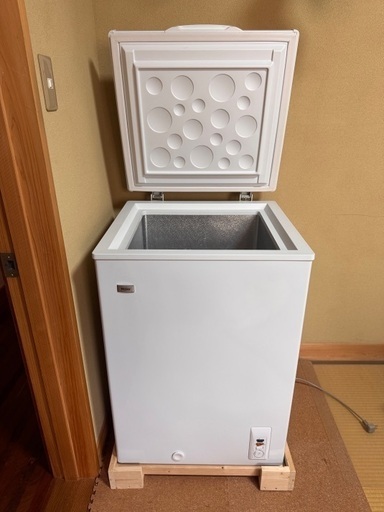 冷凍庫　103L 2022年製　中古