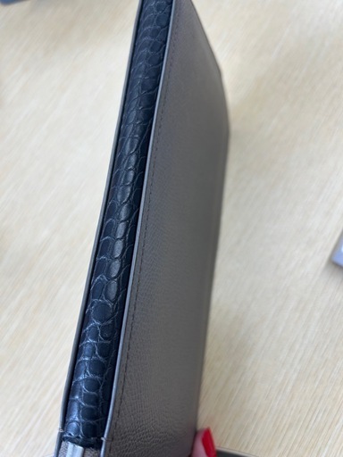 カミーユフォルネ長財布