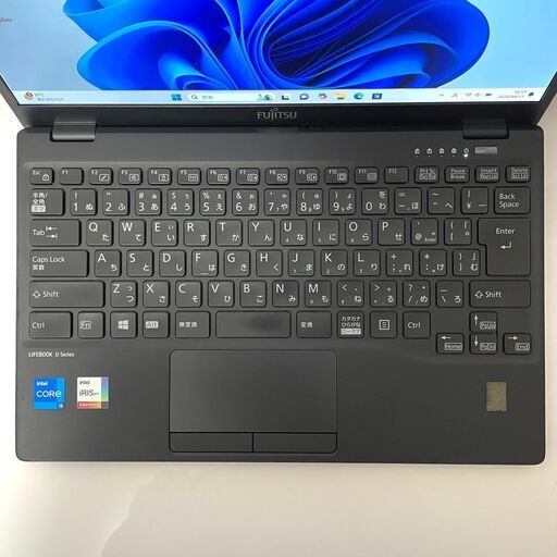 LIFEBOOK U ノートパソコン バッテリー良好 Windows11 超軽量