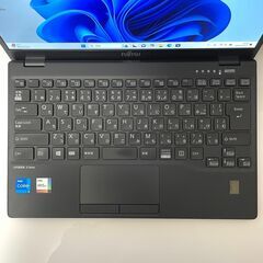 ☆第11世代i5☆ 2021年製 超軽量 バッテリー残量◎ 美品 富士通