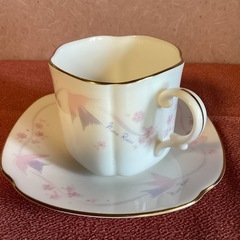 ニナリッチ　カップ&ソーサー☕️☕️の画像