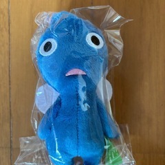 青ピクミンキーホルダー付きぬいぐるみ後ろ花びら