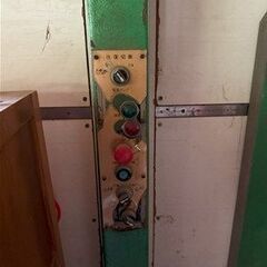 型枠コンパネカット、合板　ベニヤ　木材加工　新鋼工業製 パネルソーの画像