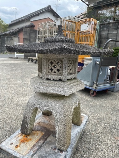 ① 雪見燈籠　灯篭　雪見灯籠　高さ69cm