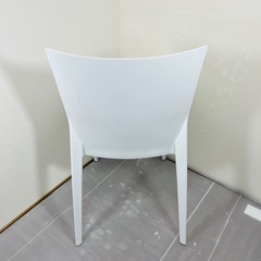 シンプル　ダイニングチェア　ミーティングチェア　の画像
