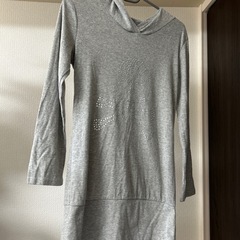 グレー スカルデザイン フード付きワンピース