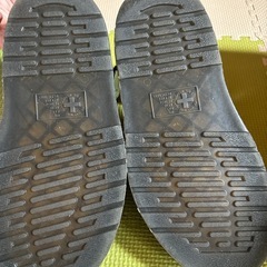 Dr.Martensサンダルの画像