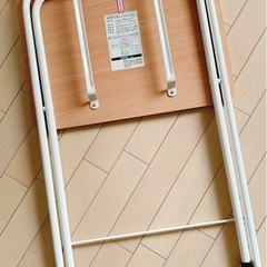 美品　折りたたみハイデスクの画像