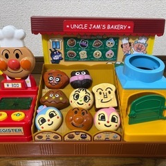 アンパンマン　ジャムおじさんのやきたてパン工場