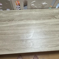 テーブル