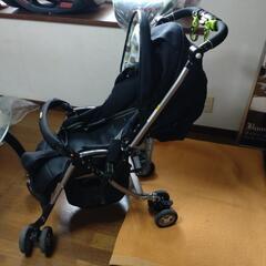 Apricaのベビーカー