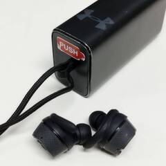JBL/アンダーアーマー TRUE WIRELESS FLASH X ワイヤレスイヤホンの画像