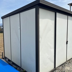 大型倉庫、物置の画像